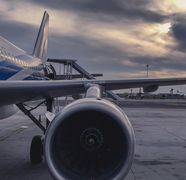 BREAKING NEWS! Un avion de pasageri a rămas fara combustibil în zbor